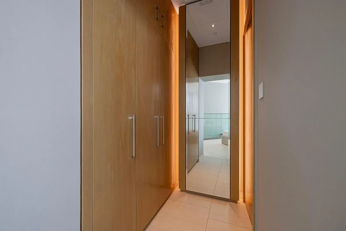 Apartment Luxury One Bedroom Sky Villa With Burj Khalifa View Dubai