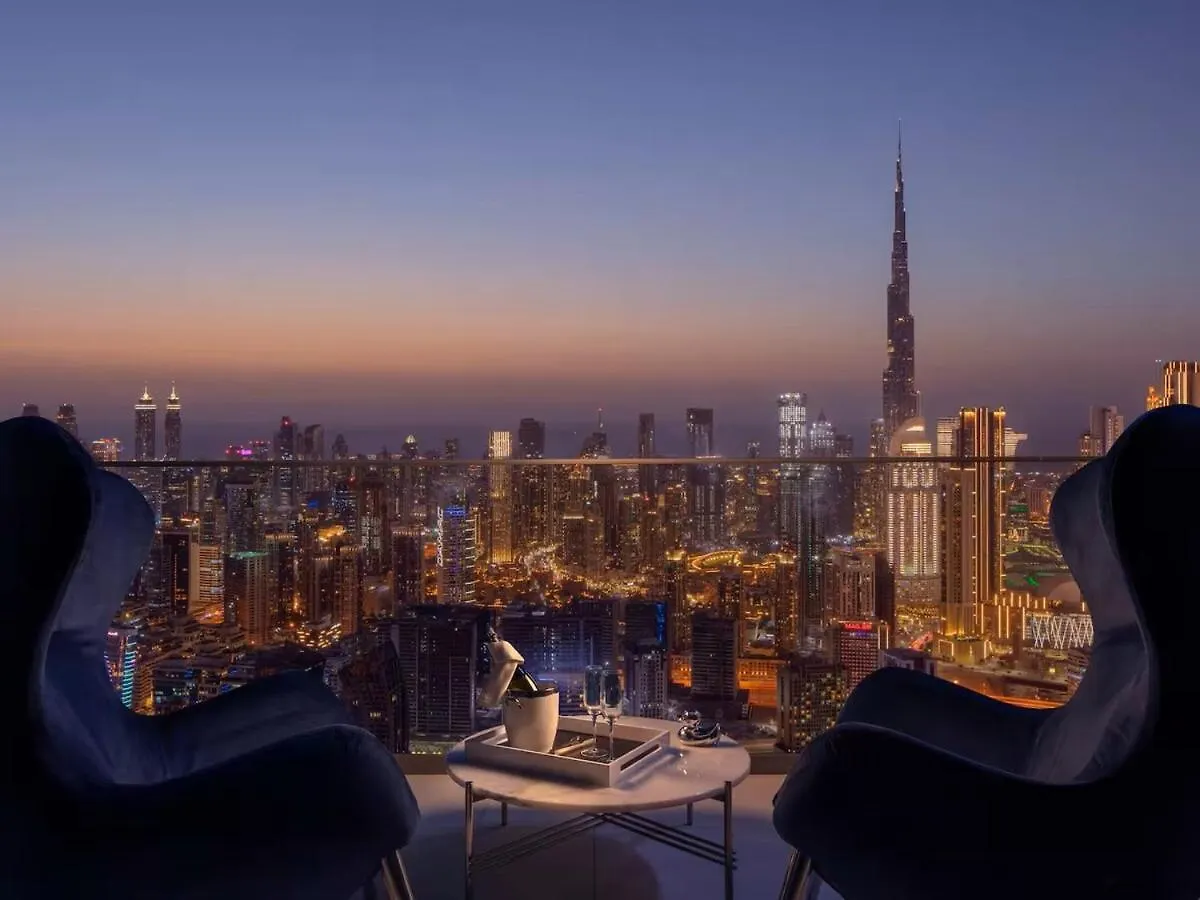 Apartment Luxury One Bedroom Sky Villa With Burj Khalifa View Dubai
