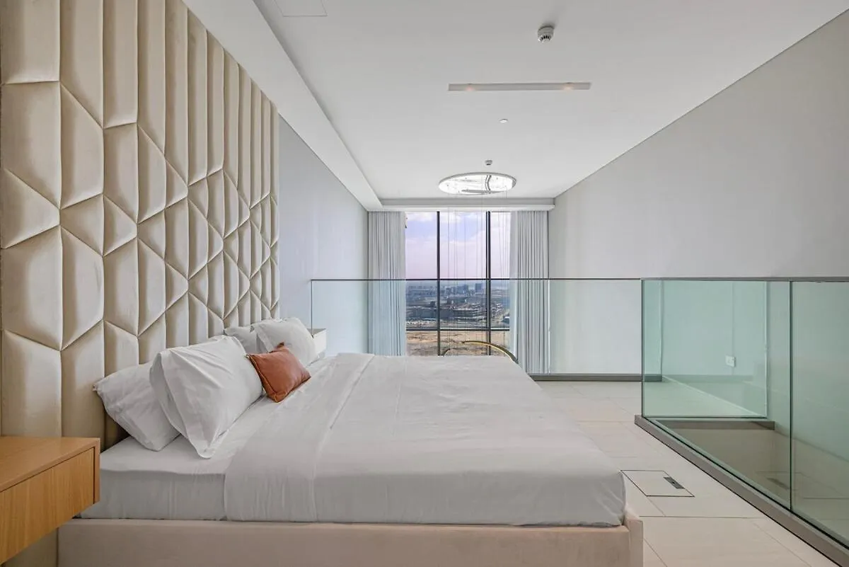 Luxury One Bedroom Sky Villa With Burj Khalifa View Dubai Apartment