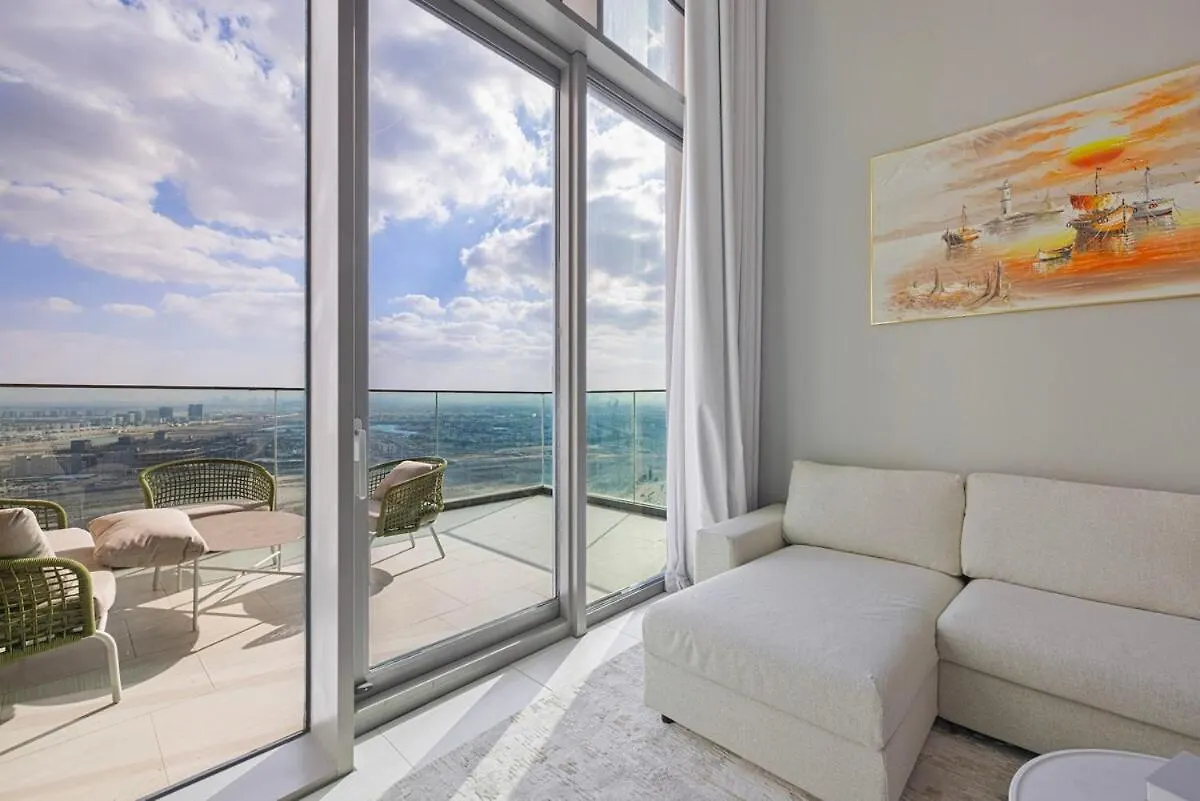 דירה דובאי Luxury One Bedroom Sky Villa With Burj Khalifa View